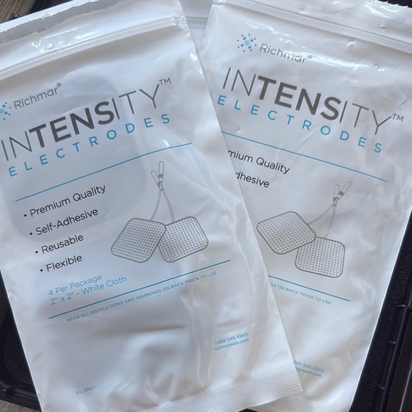 TENS Unit with instructions and electrodes for relief of joints and muscles - Picture 5 of 8